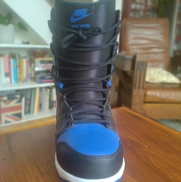 Nike Vapen size 12 Snowboard boots - Picture 2 of 6